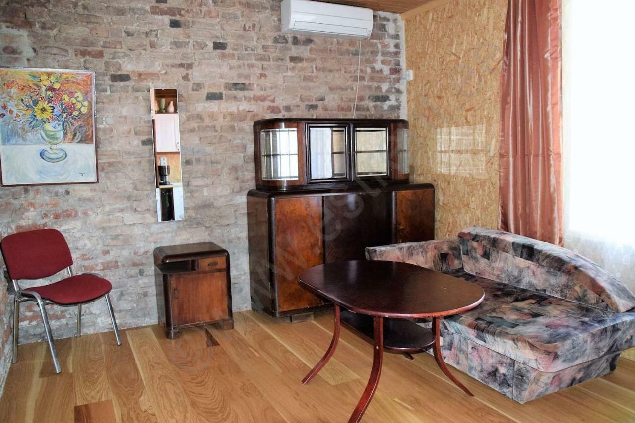 Private Apartment In The Centre Of Parnu/Pernau Luaran gambar